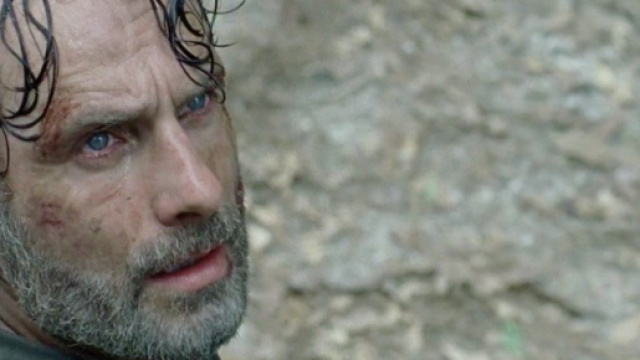 The Walking Dead : D'ou peux bien provenir cet hélicoptère ?