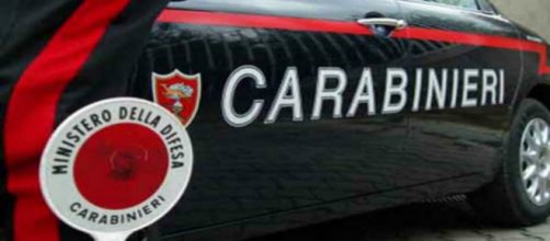 14enne accoltella coetanea rivale in amore