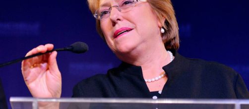 https://www.belelu.com/2017/11/michelle-bachelet-es-la-mujer-mas-poderosa-de-latinoamerica-segun-forbes/