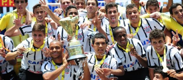 Corinthians é o atual campeão da Copinha Corinthians é o atual campeão da Copinha