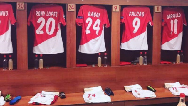 Le vestiaire de l'AS Monaco avant la rencontre face à Leipzig, le 21 novembre 2017 (Twitter @Ludovic_Giuly)