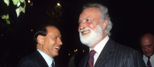 Eugenio Scalfari e Silvio Berlusconi in una immagine del 1993, alla vigilia della discesa in campo del Cavaliere
