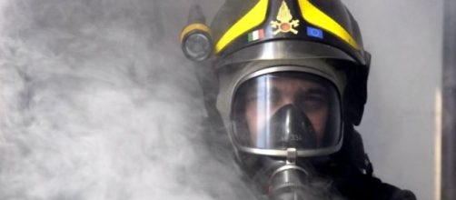 Incendio in un palazzo di Via Tidi a Pisa, nessun ferito