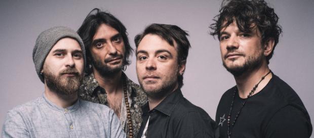 La scelta e il nuovo album "Colore alieno" La scelta e il nuovo album "Colore alieno"