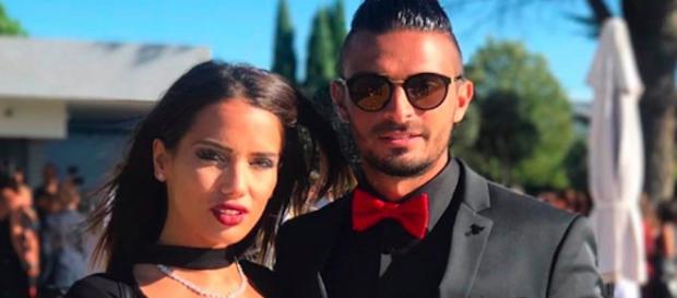 Manon Marsault annonce le sexe de son bébé - public.fr Manon Marsault annonce le sexe de son bébé - public.fr