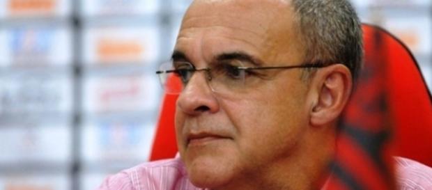 Presidente do Flamengo é um dos protagonistas na negociação Presidente do Flamengo é um dos protagonistas na negociação
