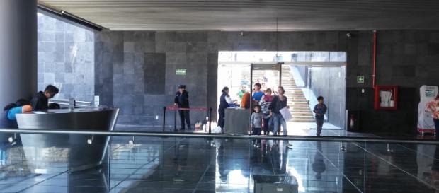 Recién inaugurado el vestíbulo que da acceso a las ruinas del Templo Mayor. Recién inaugurado el vestíbulo que da acceso a las ruinas del Templo Mayor.