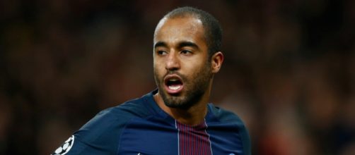 Le Paris Saint Germain prêt à vendre Lucas cette année ?