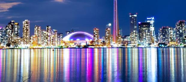 The city of Toronto: how can the M62 corridor compete? Image Source: getyourguide.com The city of Toronto: how can the M62 corridor compete? Image Source: getyourguide.com