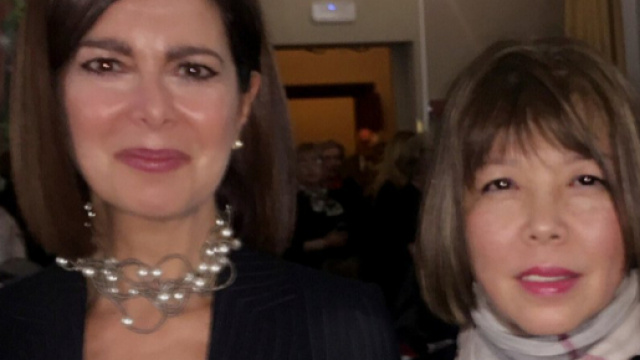 La rappresentante della comunit&agrave; cinese di Roma, Lucia Hui King, insieme a Laura Boldrini