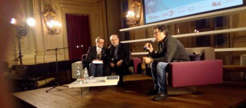 Sandro Veronesi intervista Salman Rushdie ai Circolo dei Lettori di Torino