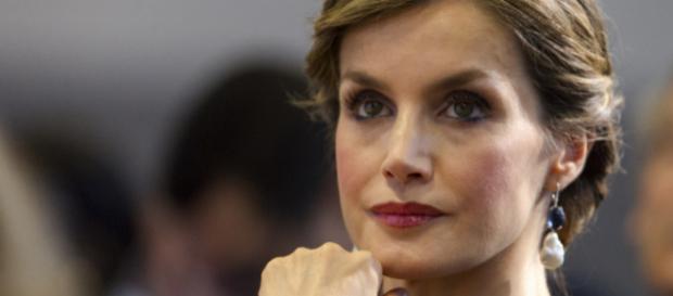 La reina Doña Letizia durante un acto La reina Doña Letizia durante un acto