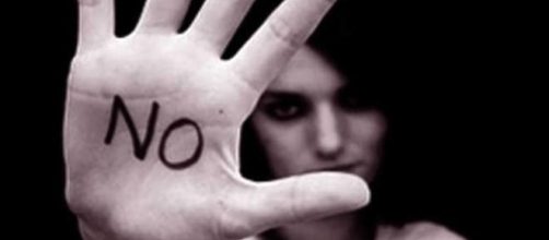 Violenza sulle donne, 10 frasi per dire "Stop" - today.it