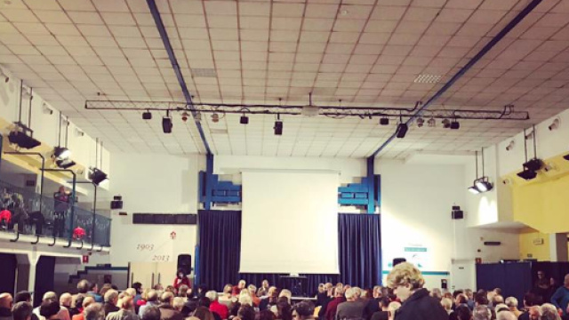 Un momento dell'assemblea della 'sinistra unita' a Milano (Fonte foto: profilo FB on. Francesco Laforgia)