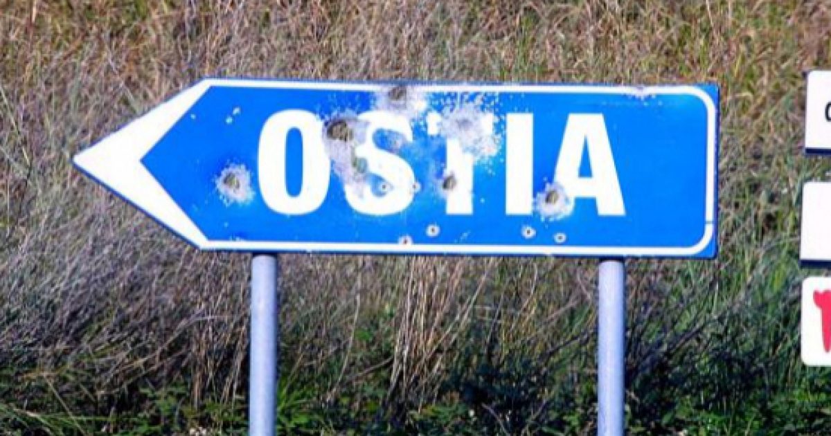 Dalla Banda della Magliana agli Spada: storia criminale di Ostia