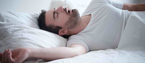 Apnee del sonno:quali pericoli nascondono e come curarle