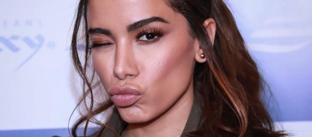 Anitta respondeu socialite polêmica Anitta respondeu socialite polêmica