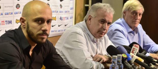 Diretoria do Corinthians segue em busca de reforços para 2018 Diretoria do Corinthians segue em busca de reforços para 2018