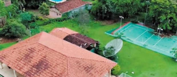Assassinato de jovens em sítio leva a esquema de exploração sexual na Grande BH. Assassinato de jovens em sítio leva a esquema de exploração sexual na Grande BH.