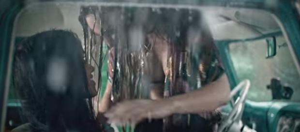 Belinda em novo clipe - Foto: Reprodução Belinda em novo clipe - Foto: Reprodução