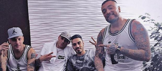 Clementino, Fabri Fibra, Marracash e Guè Pequeno. Clementino, Fabri Fibra, Marracash e Guè Pequeno.