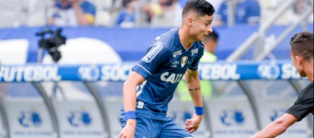 O lateral foi um dos primeiros contratados pelo Verdão O lateral foi um dos primeiros contratados pelo Verdão