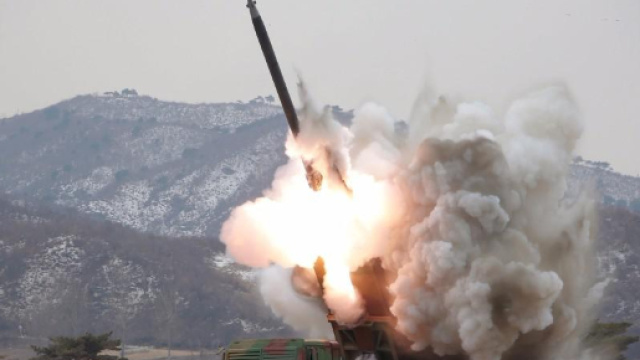 La Corea del nord lancia un nuovo missile balistico nel mare del ... - ilfoglio.it