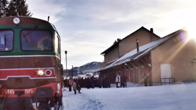 La stazione di Rivisondoli-Pescocostanzo, 1267.68 metri sul livello del mare, la seconda pi&ugrave; alta d'Italia.