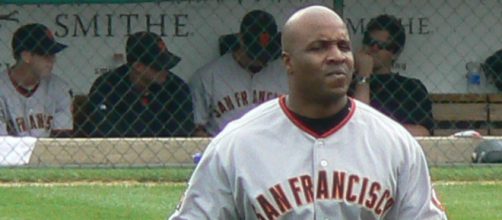 Barry Bonds is a cheater. [image source: guano/ Wikimedia Commons]