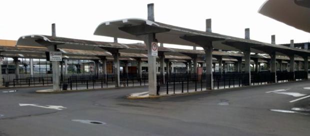 Ataque de homofobia aconteceu no Terminal de Londrina Ataque de homofobia aconteceu no Terminal de Londrina
