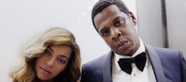 Beyoncé e Jay-Z formam um dos casais mais poderosos do meio artístico Beyoncé e Jay-Z formam um dos casais mais poderosos do meio artístico