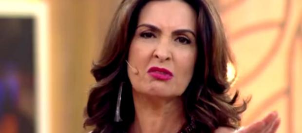 Fátima comenta assunto sobre racismo Fátima comenta assunto sobre racismo