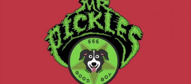 Mr. Pickles es una serie animada que se surge en 2014 Mr. Pickles es una serie animada que se surge en 2014