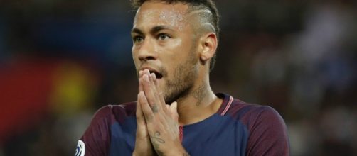 Neymar durante un encuentro con el PSG