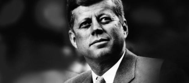 Il presidente americano John F. Kennedy Il presidente americano John F. Kennedy