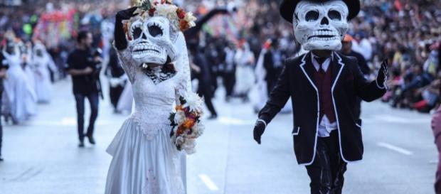 Ofrendas y catrinas: así celebra México el Día de Muertos - animalpolitico.com Ofrendas y catrinas: así celebra México el Día de Muertos - animalpolitico.com