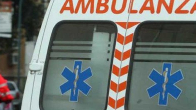 Calabria, grave incidente: due ragazze ferite