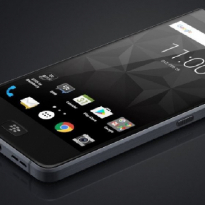 Blackberry Motion іѕ а phone thаt саn compete wіth Quality...twitter.com