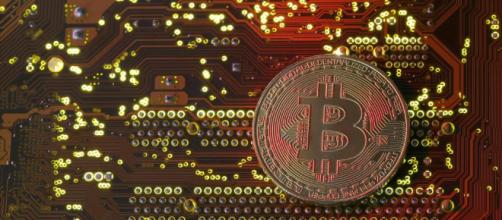 Nasdaq plans bitcoin futures in 2018