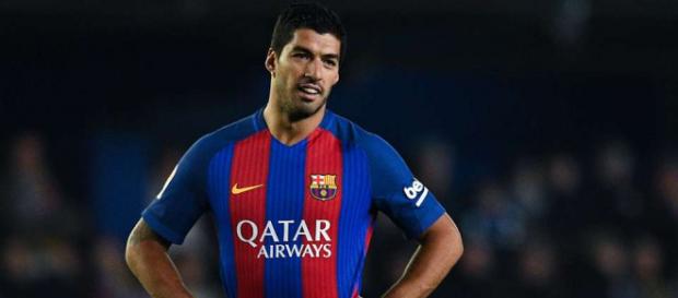 Luis Suarez 'insulted' referee during Barcelona's 1-1 draw against ... - givemesport.com Luis Suarez 'insulted' referee during Barcelona's 1-1 draw against ... - givemesport.com