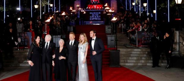 'Murder on the Orient Express' premieres in London (source: Blasting News library) 'Murder on the Orient Express' premieres in London (source: Blasting News library)