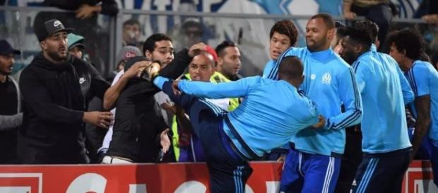 OM : Mis à pied, Patrice Evra vers la sortie OM : Mis à pied, Patrice Evra vers la sortie