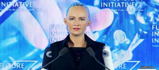 Video: Sophia becomes first robot to receive Saudi citizenship ... -Image via the-wau.com Video: Sophia becomes first robot to receive Saudi citizenship ... -Image via the-wau.com