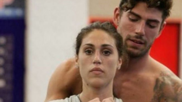 Caos al Grande Fratello Vip: diretta sospesa da Mediaset, ecco perch&eacute;