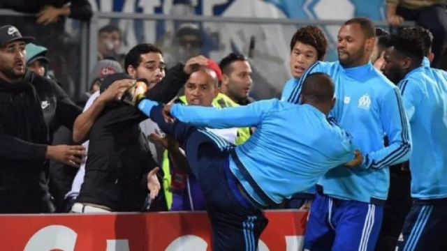 OM&nbsp;: Mis &agrave; pied, Patrice Evra vers la sortie