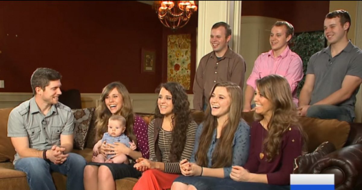 You won't believe why Jill and Jinger Duggar don't like each other.