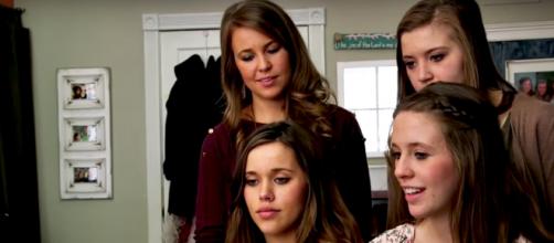 Four of the five eldest Duggar daughters [Image by TLC/YouTube]