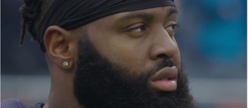 Akiem Hicks before facing the Panthers - image - Chicago Bears/Youtube