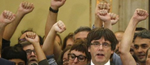 Catalogna: giudice belga interroga Puigdemont e i suoi ex quattro ministri.