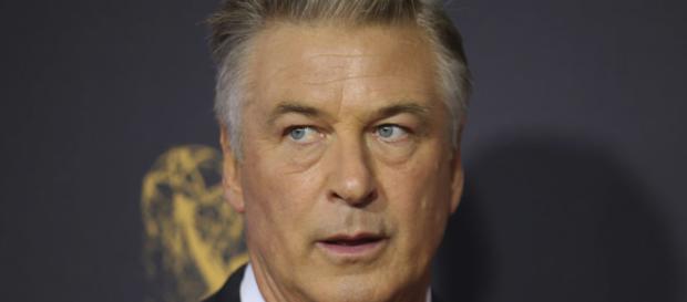 Alec Baldwin abandona Twitter después de culpabilizar a las víctimas de acoso sexual. Alec Baldwin abandona Twitter después de culpabilizar a las víctimas de acoso sexual.
